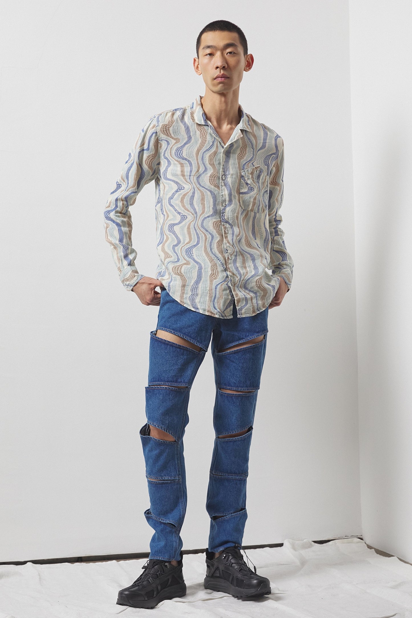 Barrie Cut-Out Jeans